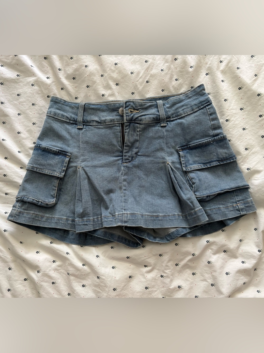 Denim pleated mini skirt